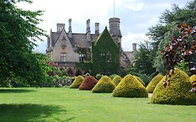 Manor By The Lake